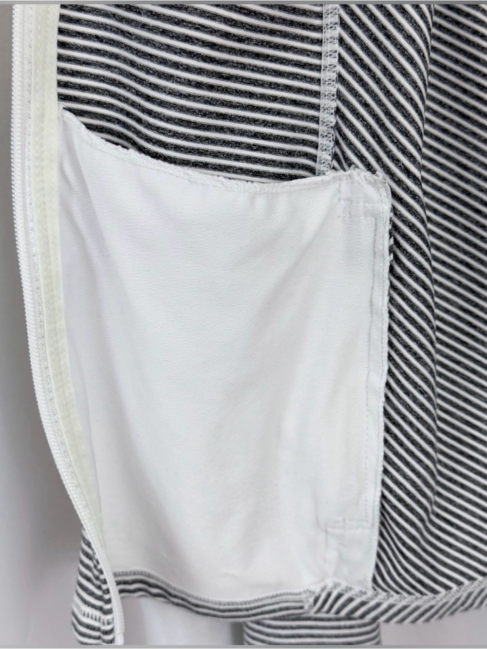 KYODAN Yoga Jacket Gray White Stripe Size XL Womens Hooded Full Zip - Picture 6 of 8